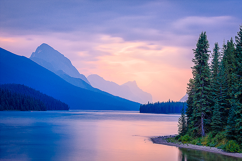 Maligne Lake
